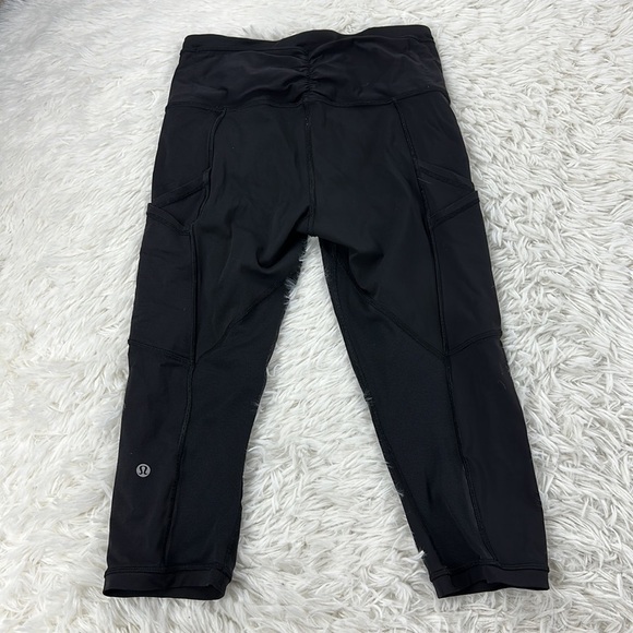 Lululemon Crops Black *pockets* - Picture 6 of 6
